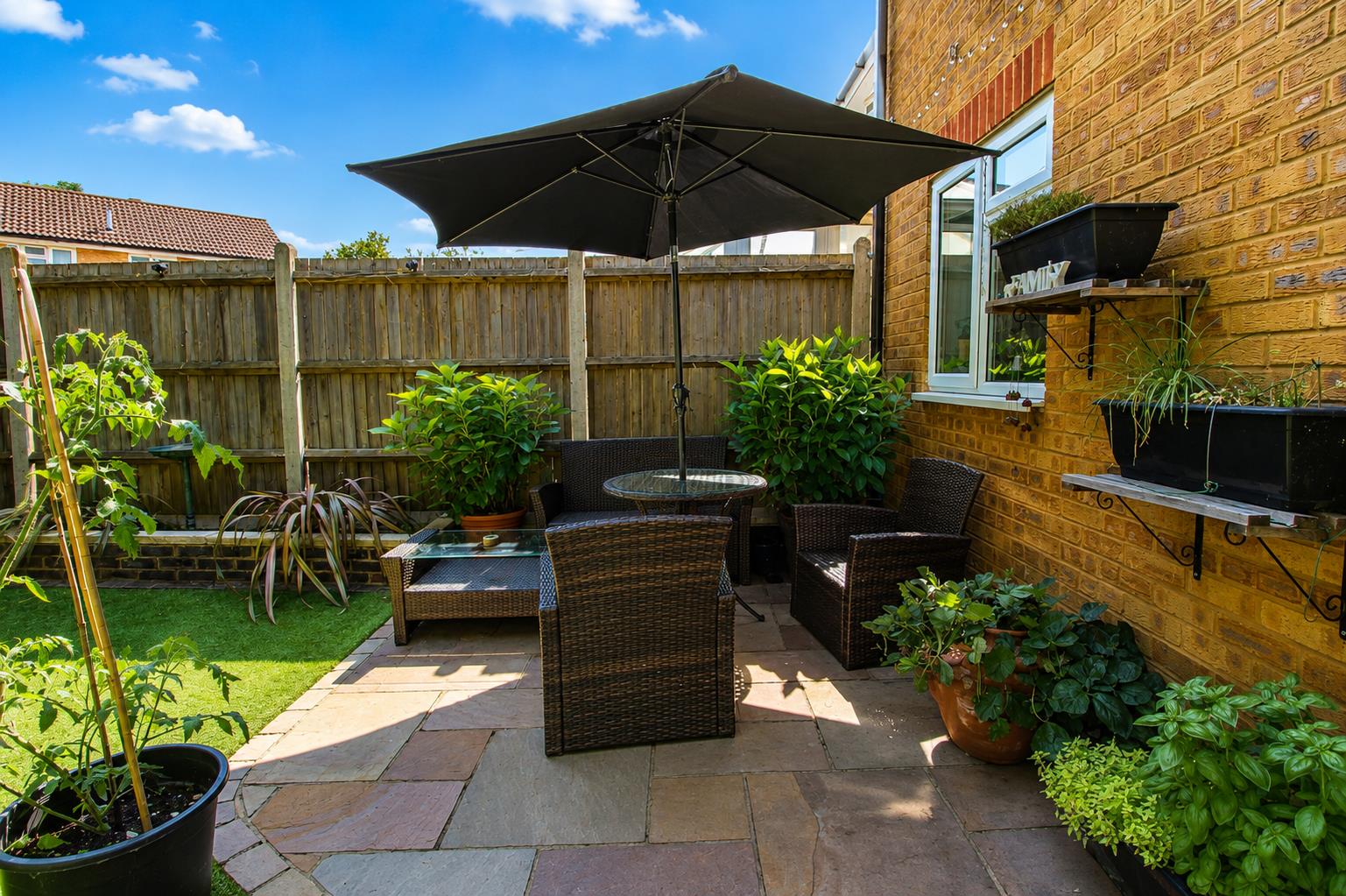 Groveside Close, Carshalton